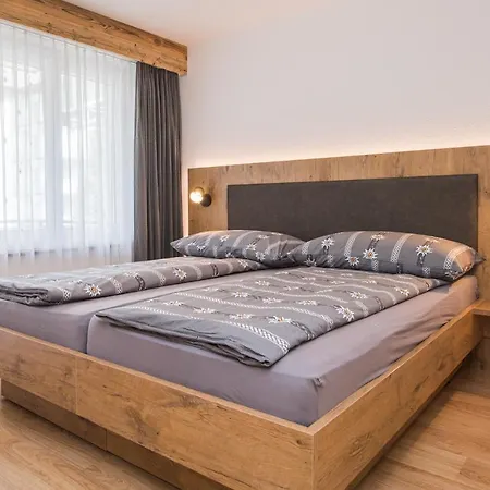Apartment Haus Floralp *