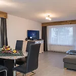 Apartamento Haus Floralp *