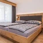 Apartamento Haus Floralp *